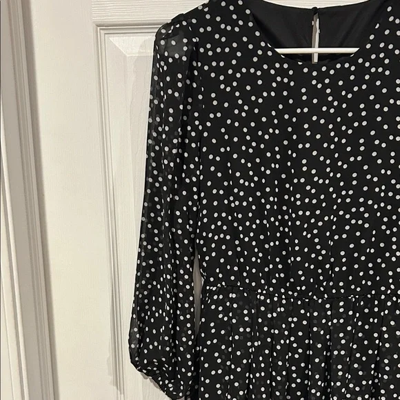 Chic Black and White Polka Dot Long Sleeve Dress - Picture 3 of 8